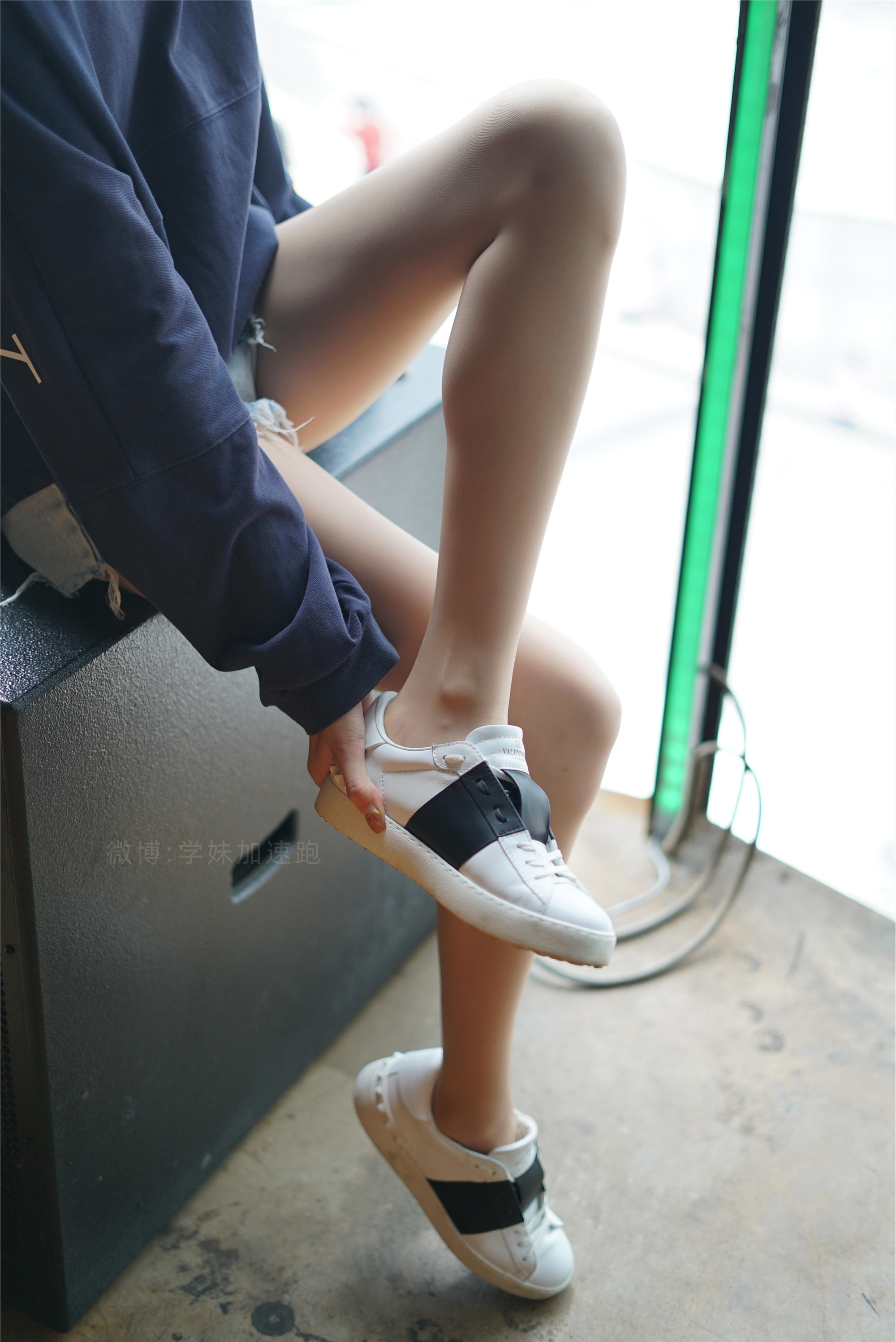 学妹加速跑 XM087《腿玩年的腿-九九》